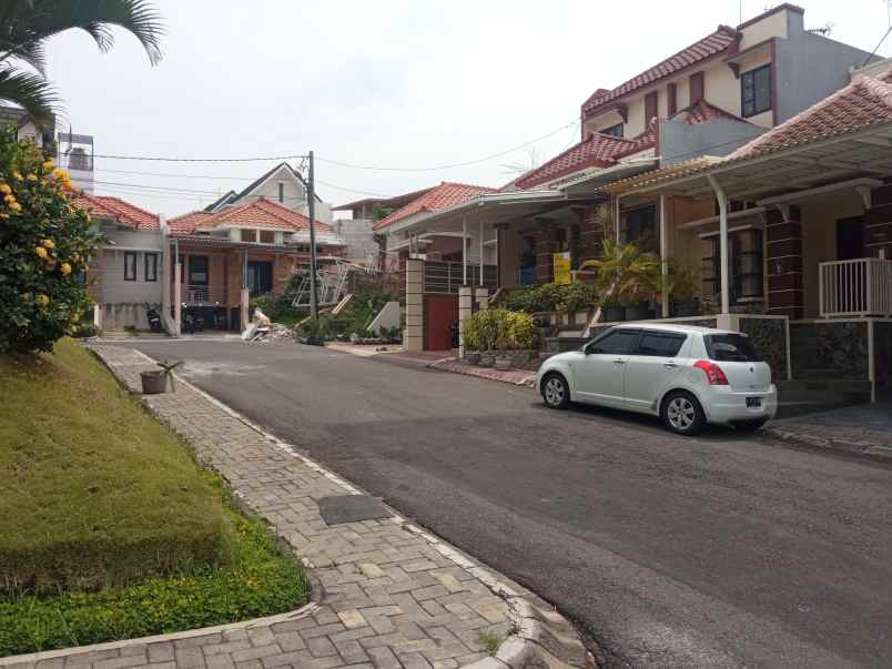 dijual cepat rumah mewah all furnish