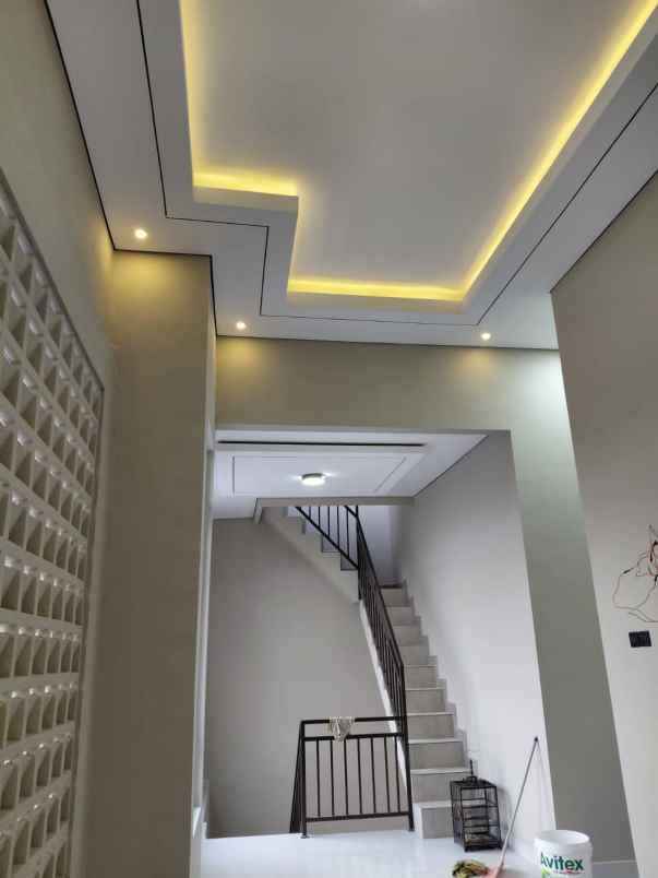 dijual kost eksklusif full furnished dekat kampus ugm