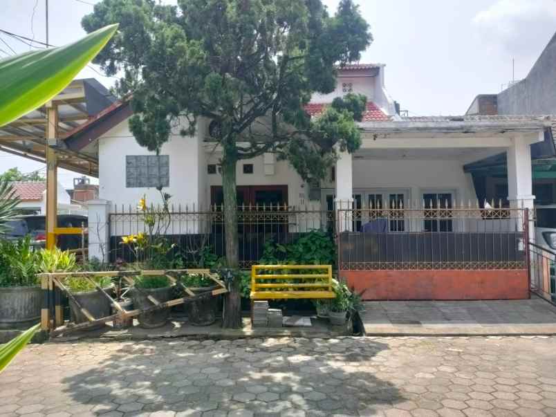 dijual kost griya bandung asri