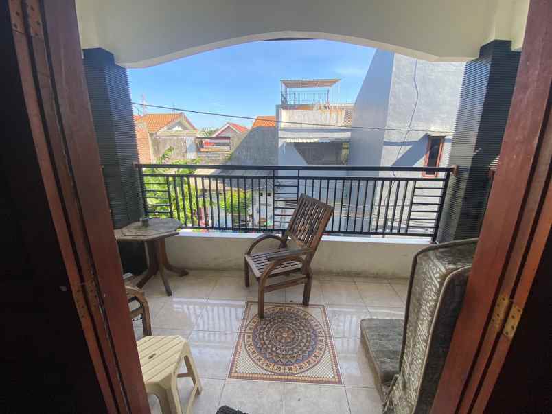 dijual kost jl mojo kec gubeng durabaya