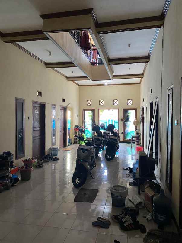 dijual kost jl mojo kec gubeng durabaya