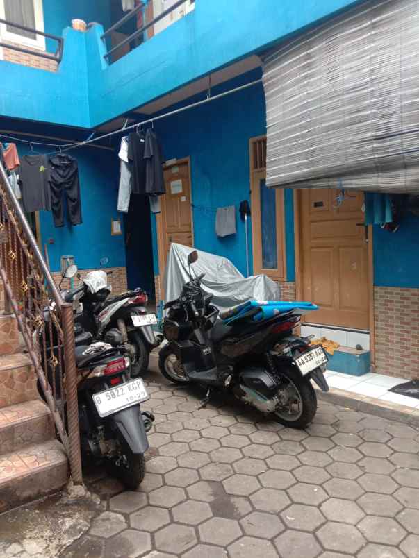 dijual murah kost 2 lantai di jakarta timur