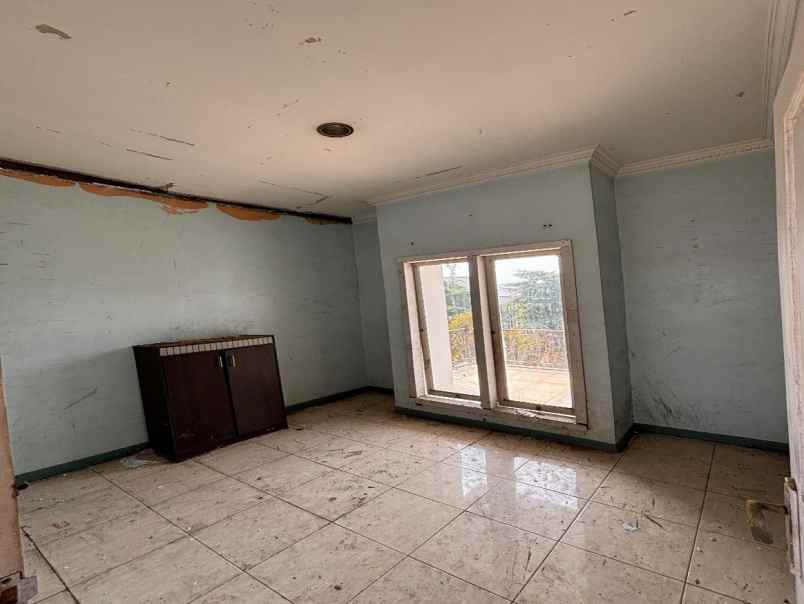 dijual murah rumah mewah di leuwinanggung depok