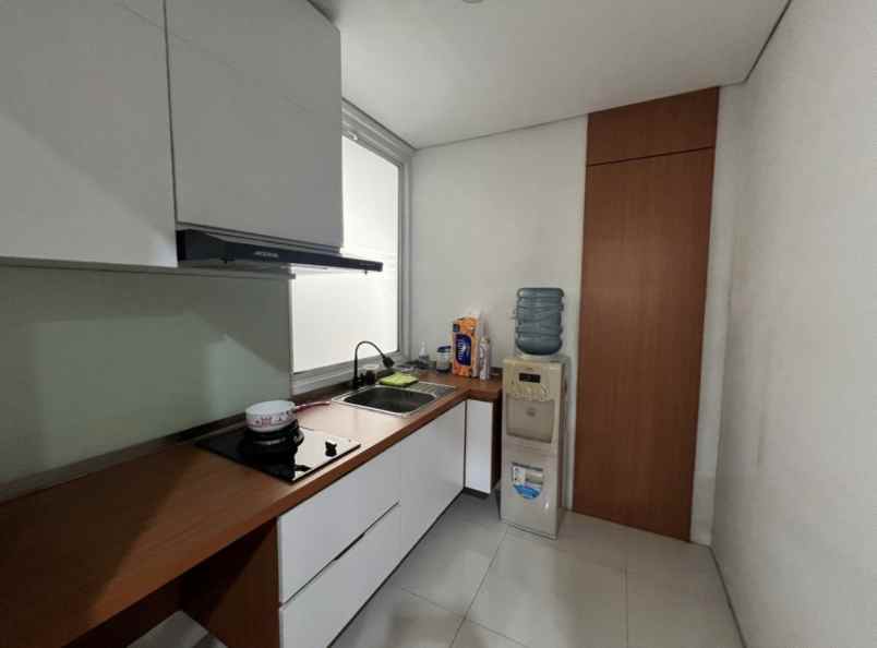 dijual ruko gudang kantor jalan kaliabang tengah