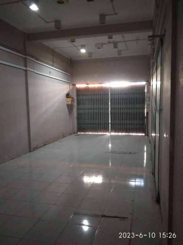 dijual ruko gudang kantor jalan maluku