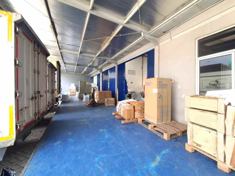 dijual ruko gudang kantor jalan raya bekasi cakung