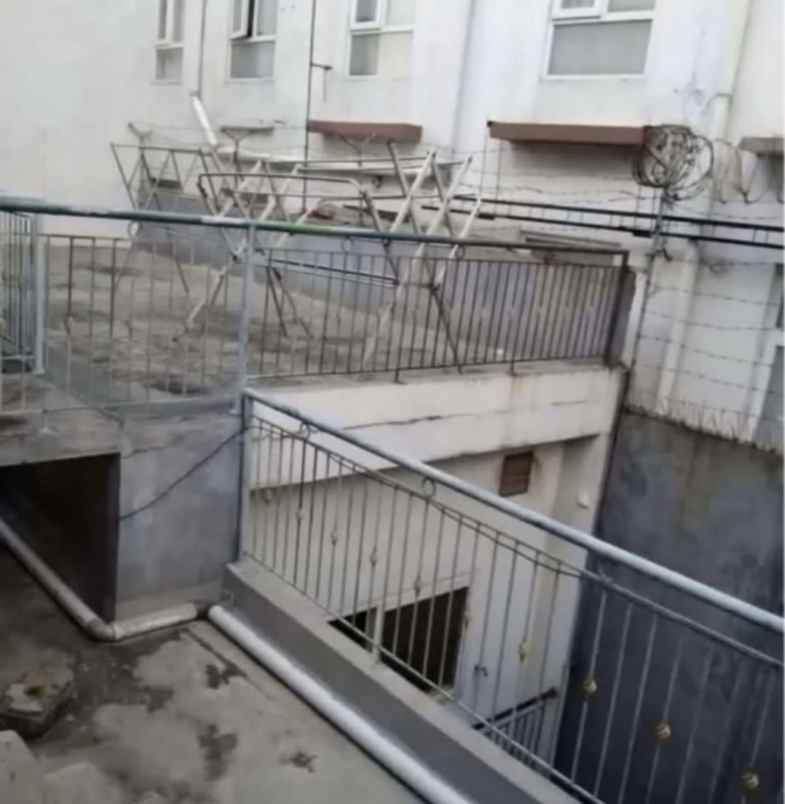 dijual ruko gudang kantor jalan samanhudi 1