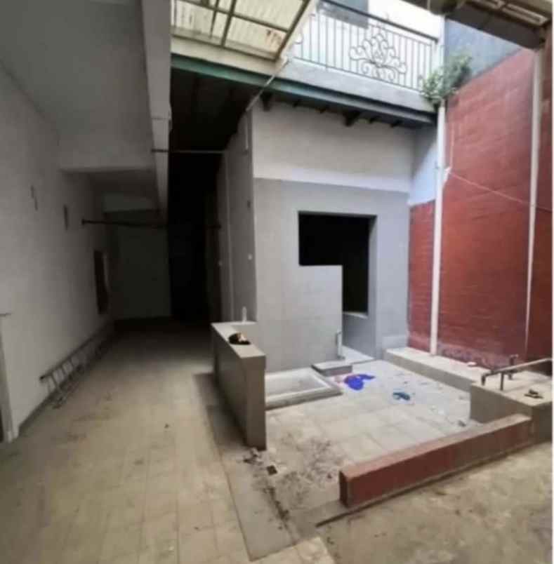 dijual ruko gudang kantor jalan samanhudi 1