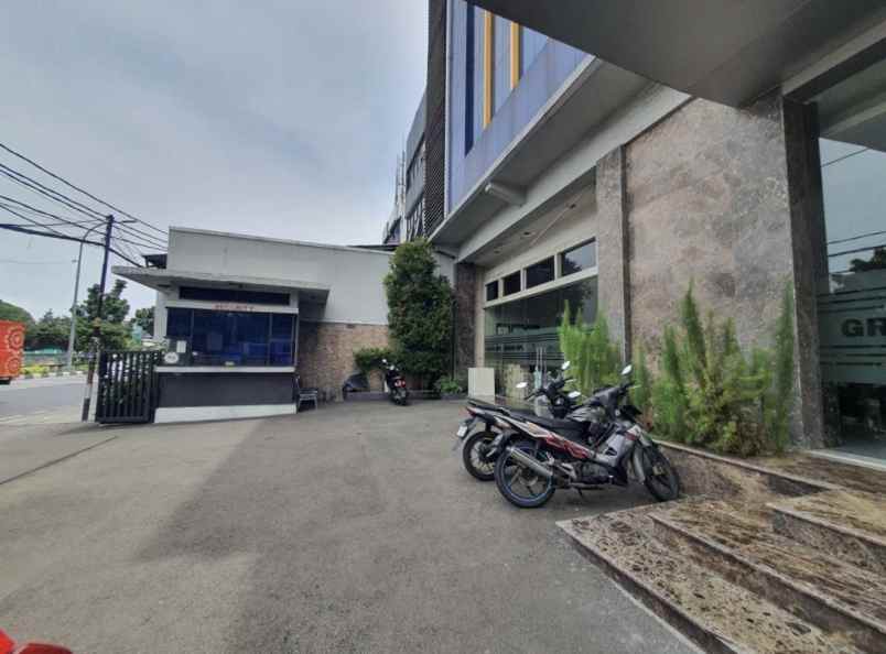 dijual ruko gudang kantor jalan tanah tinggi timur