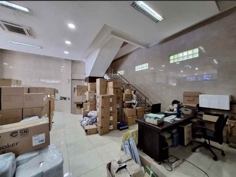 dijual ruko gudang kantor jalan tanah tinggi timur