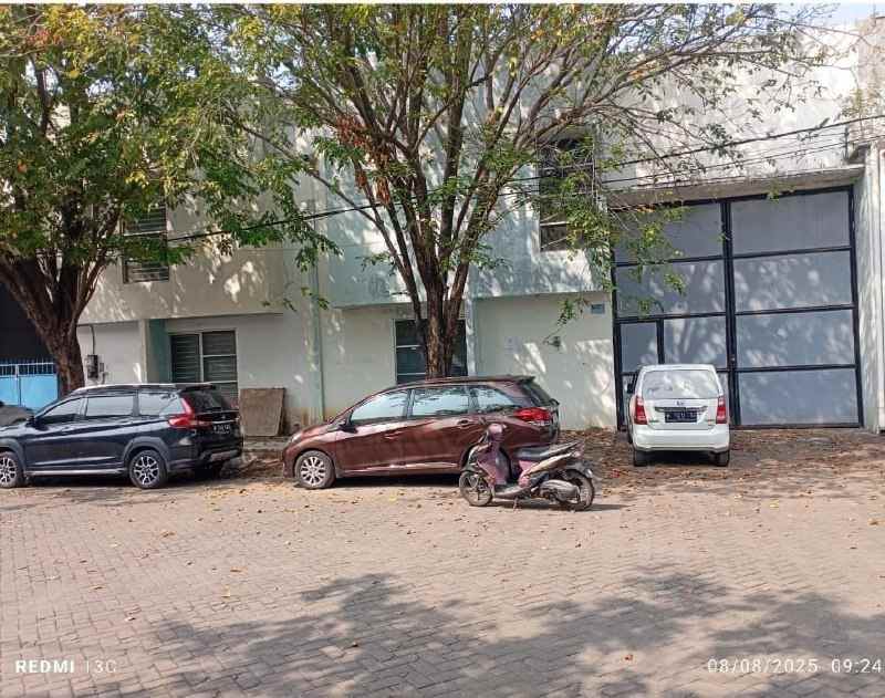 dijual ruko gudang kantor safe and lock lingkar timur