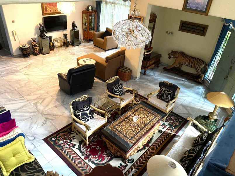 dijual rumah 28 patra kuningan barat