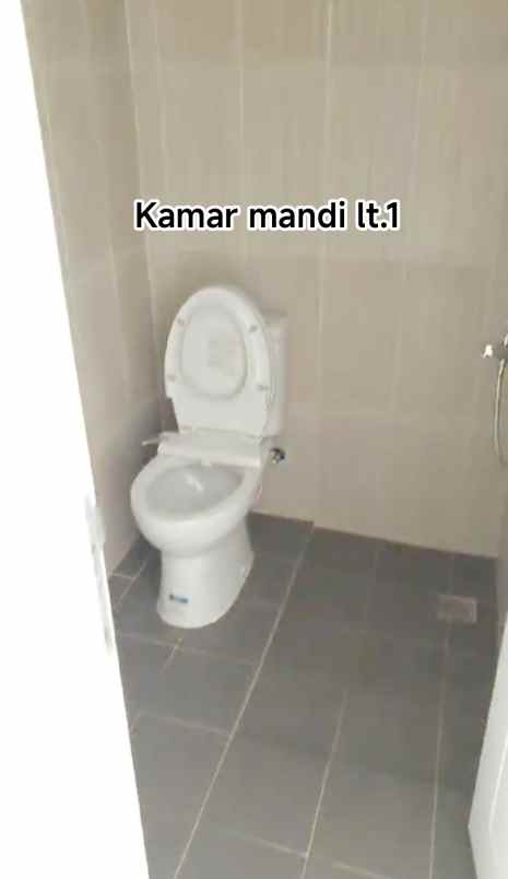 dijual rumah 2lt siap huni di green park cinere depok