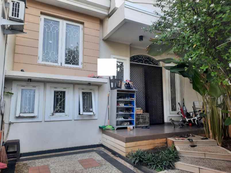 dijual rumah 3lantai unit bagus kelapa gading