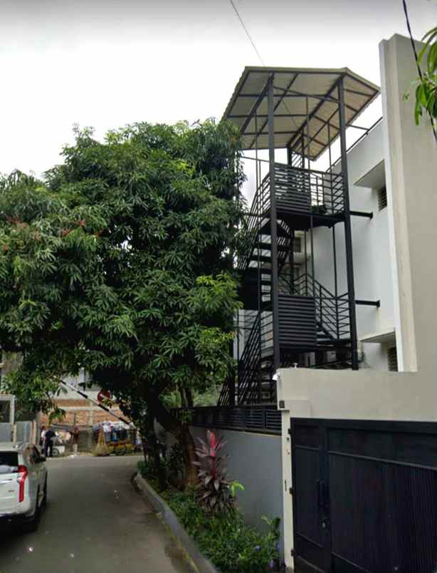 dijual rumah alam segar