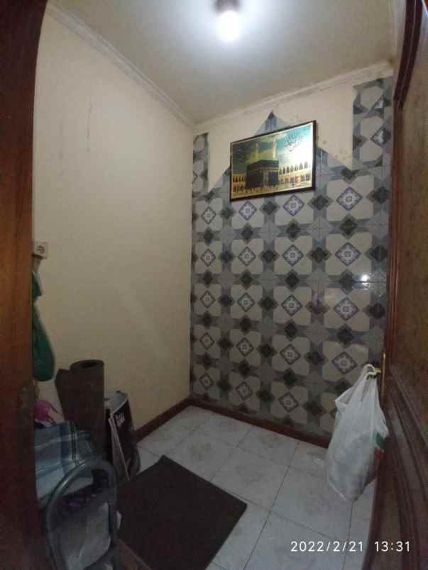 dijual rumah antapani