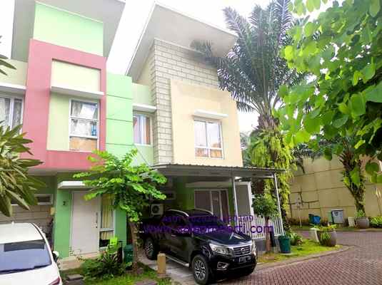 dijual rumah arcadia village paramount