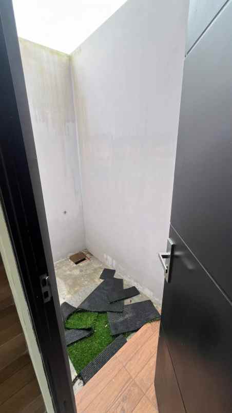 dijual rumah arjowinangun