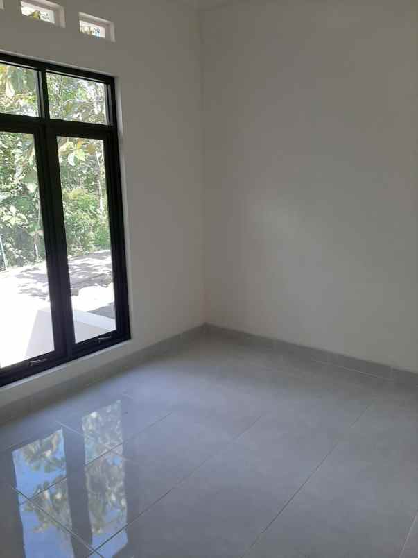 dijual rumah balecatur kec gamping