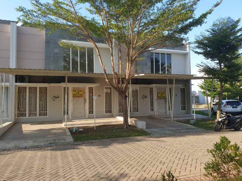 dijual rumah barombong