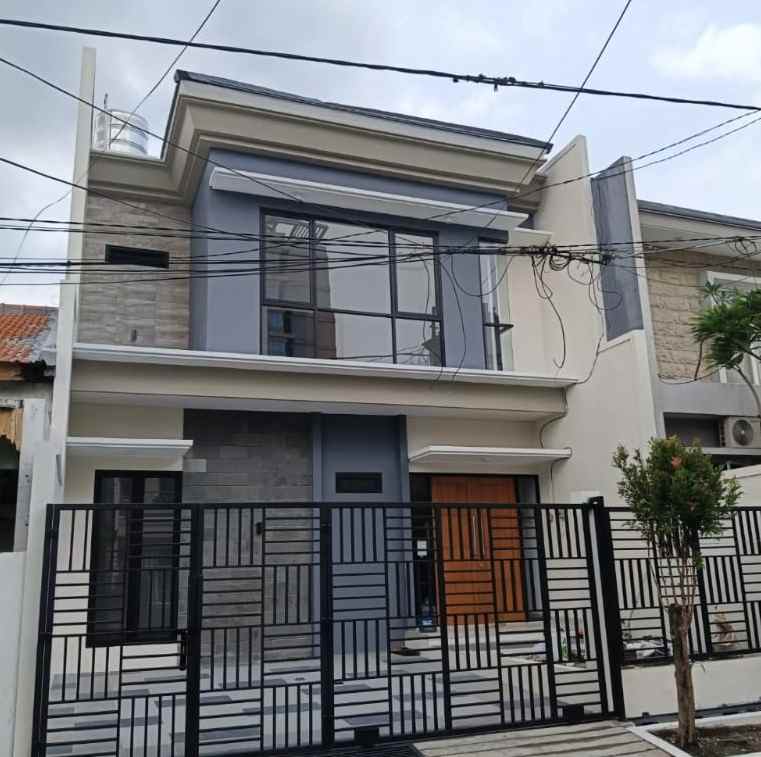 dijual rumah baru minimalis di manyar rejo surabaya