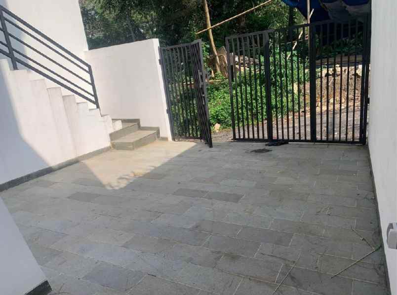 dijual rumah baru termurah di cigadung dekat dago golf