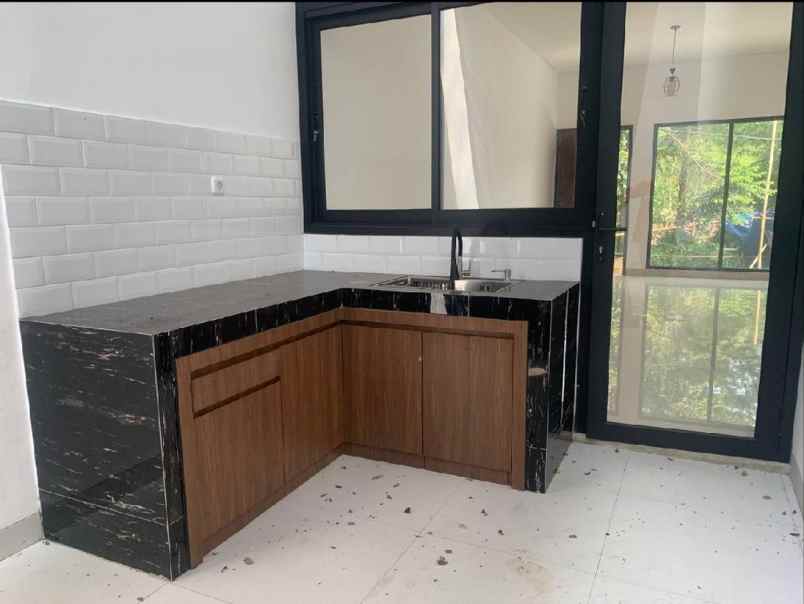 dijual rumah baru termurah di cigadung dekat dago golf