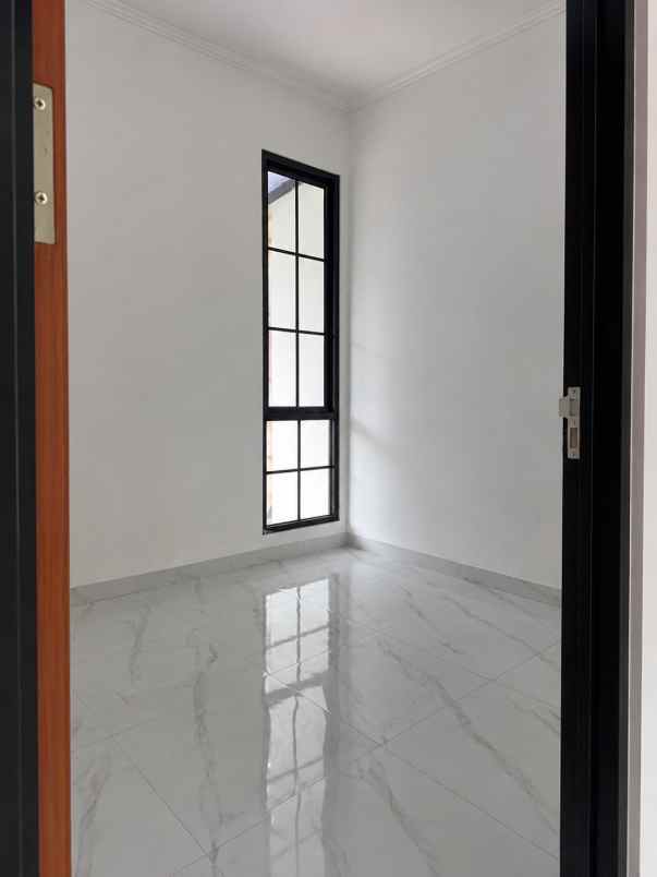 dijual rumah bedahan sawangan depok