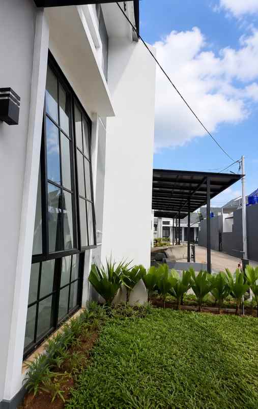 dijual rumah bedahan sawangan depok