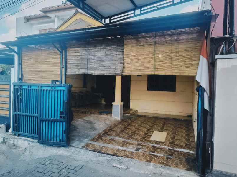 dijual rumah bintara 9