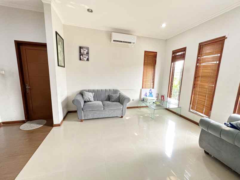 dijual rumah bintaro hill residence