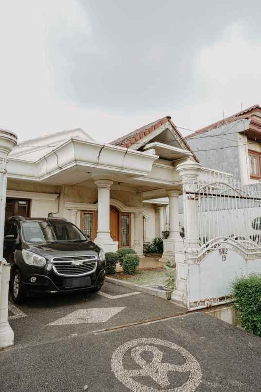 dijual rumah bintaro sektor 3