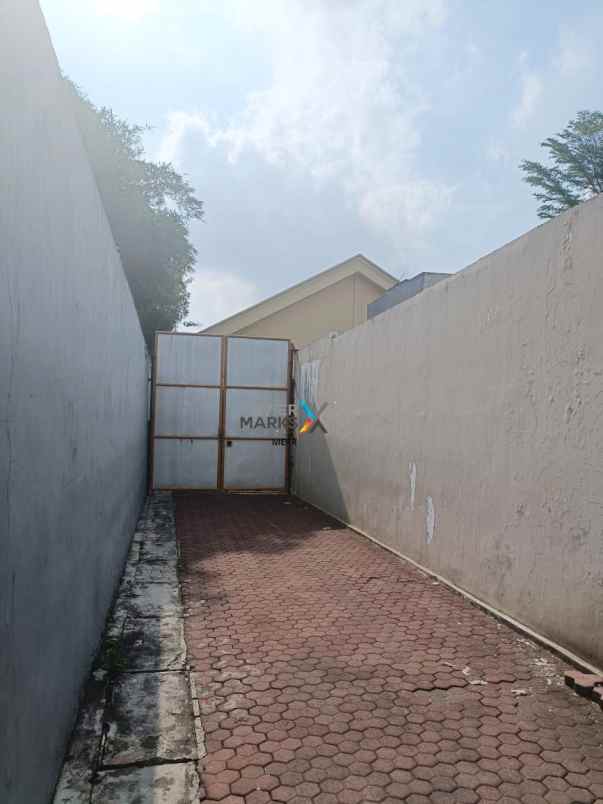 dijual rumah bronggalan