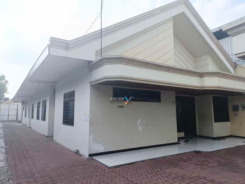 dijual rumah bronggalan