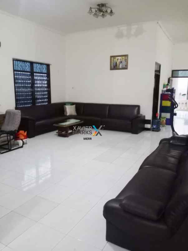 dijual rumah bronggalan