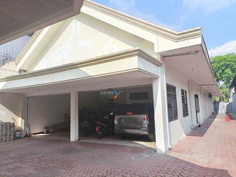 dijual rumah bronggalan