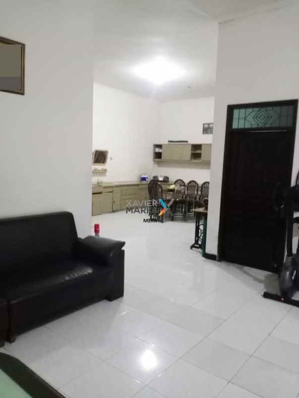 dijual rumah bronggalan