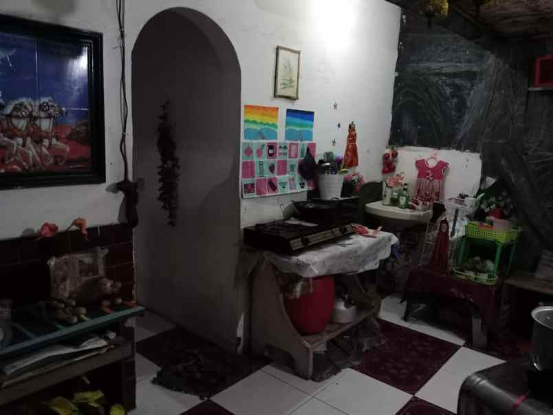 dijual rumah bronggalan sawah surabaya