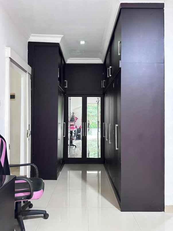 dijual rumah bsd nusaloka