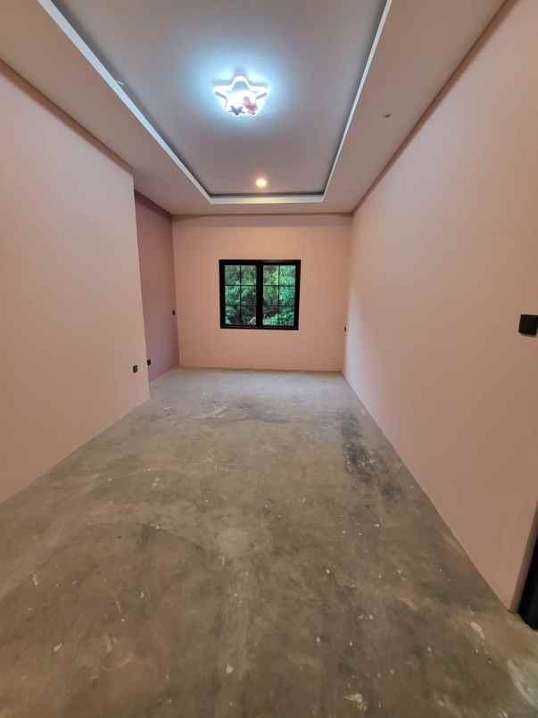 dijual rumah bsd sektor lengkong wetan