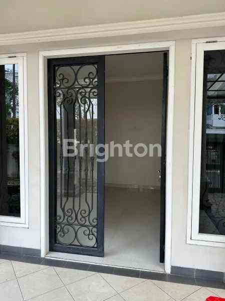 dijual rumah bukit hijau pondok indah