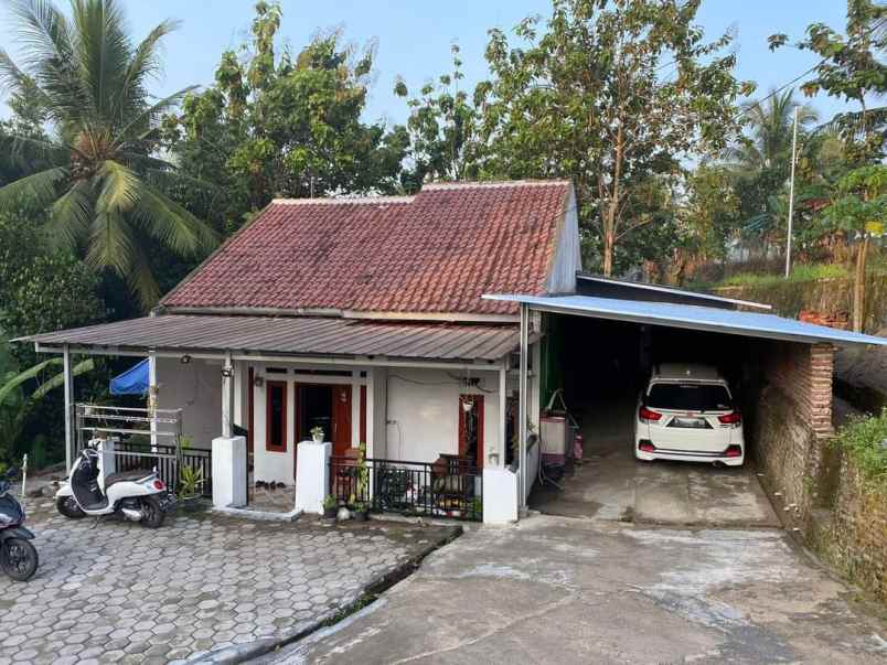 dijual rumah bulakan kec cibeber kota