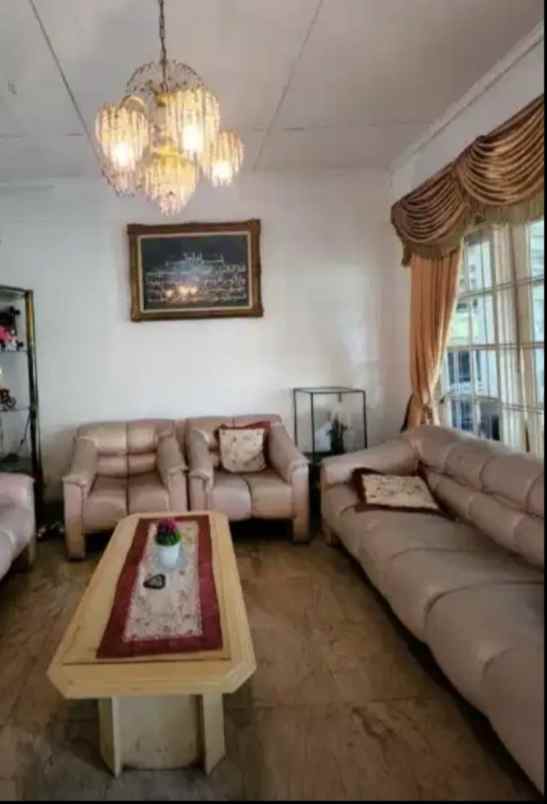 dijual rumah buncit indah