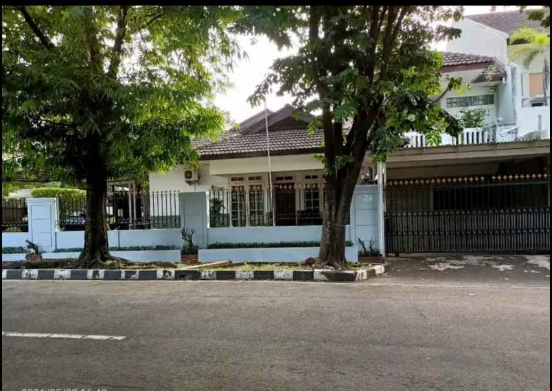 dijual rumah buncit indah