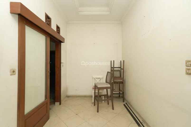 dijual rumah caman