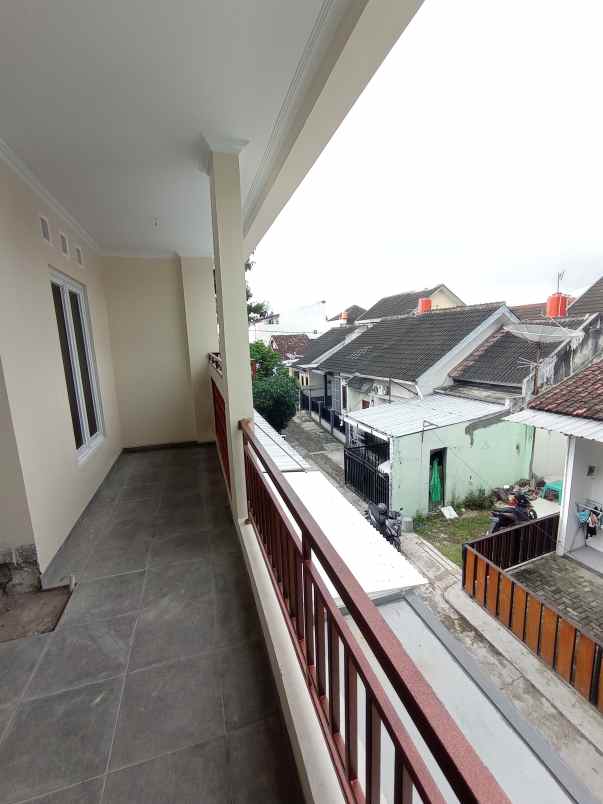 dijual rumah candi gebang