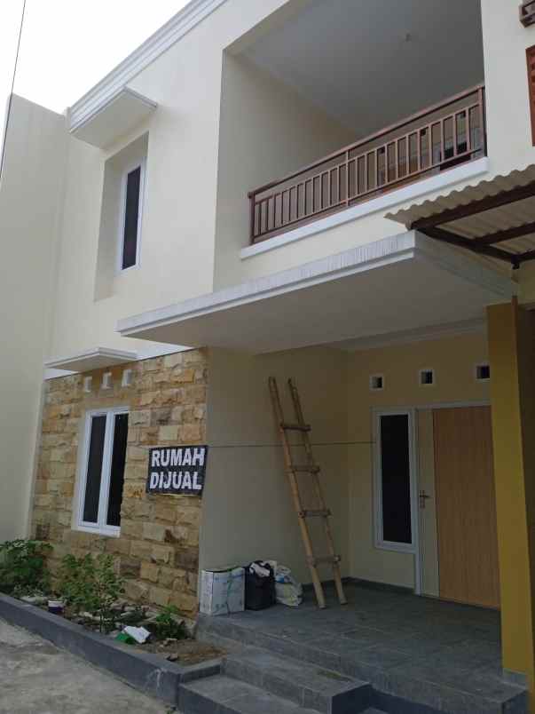 dijual rumah candi gebang