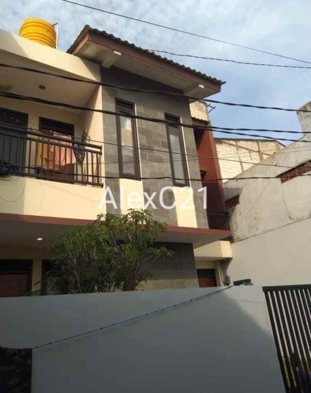 dijual rumah cengkareng