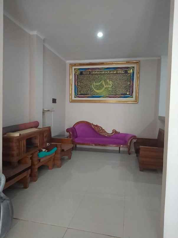 dijual rumah ciawitali