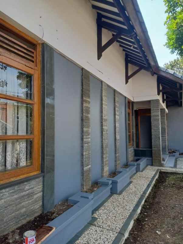 dijual rumah cigadung